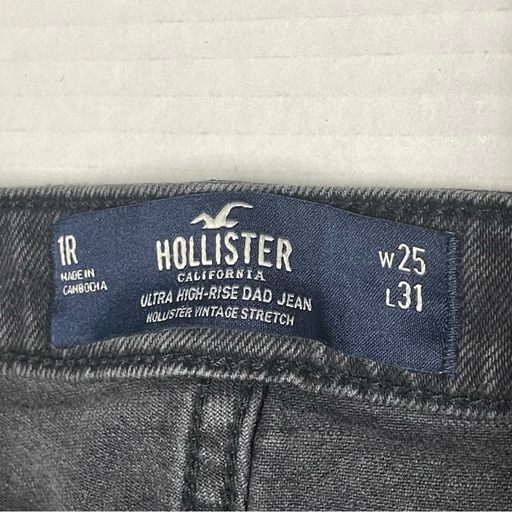 Hollister Women's Ultra High Rise Dad Jean Vintage Stretch Black Size 1R 26Wx28L - Picture 7 of 11